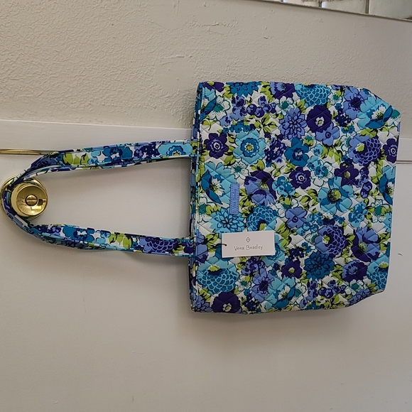 Vera Bradely Blueberry Blooms Tote - Picture 2 of 6